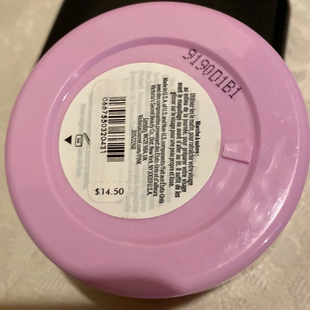 One Swipe Face Wipes - Picture 3 of 3